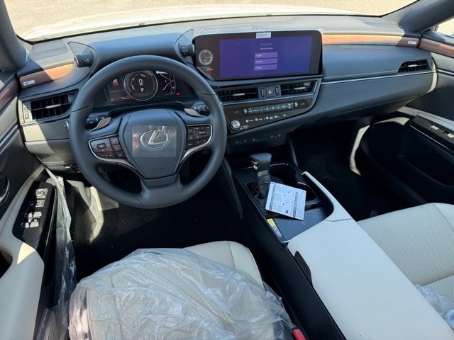 2025 Lexus ES HYBRID ES 300h