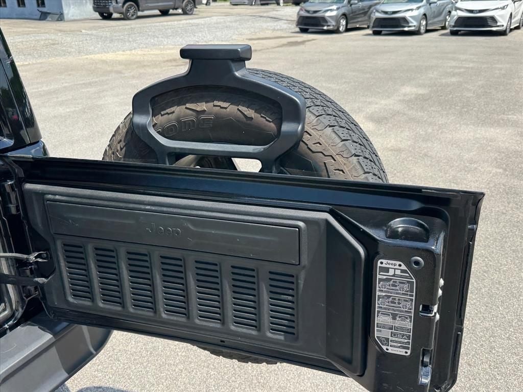 2023 Jeep Wrangler Altitude