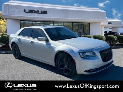 2020 Chrysler 300 S