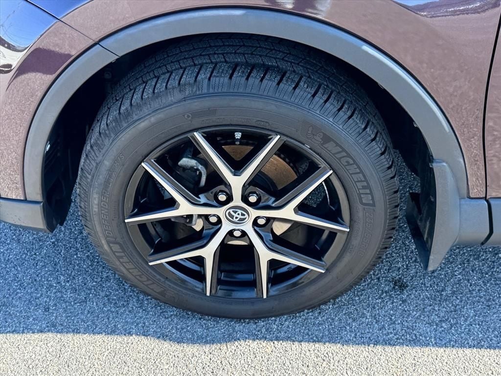 2016 Toyota RAV4 SE