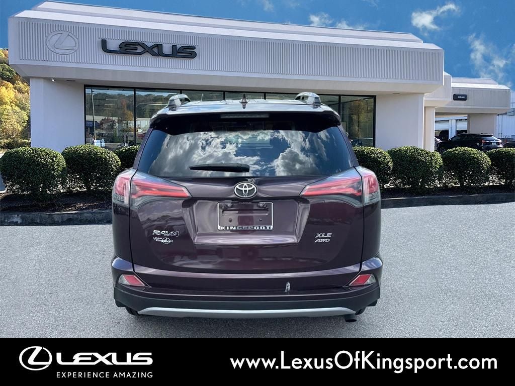 2017 Toyota RAV4 XLE
