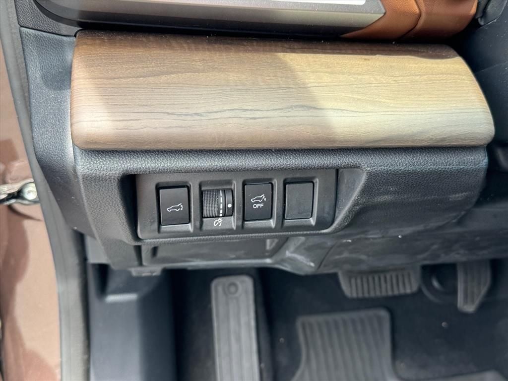 2020 Subaru Outback Touring XT