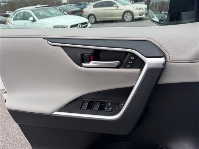 2022 Toyota RAV4 Hybrid Limited