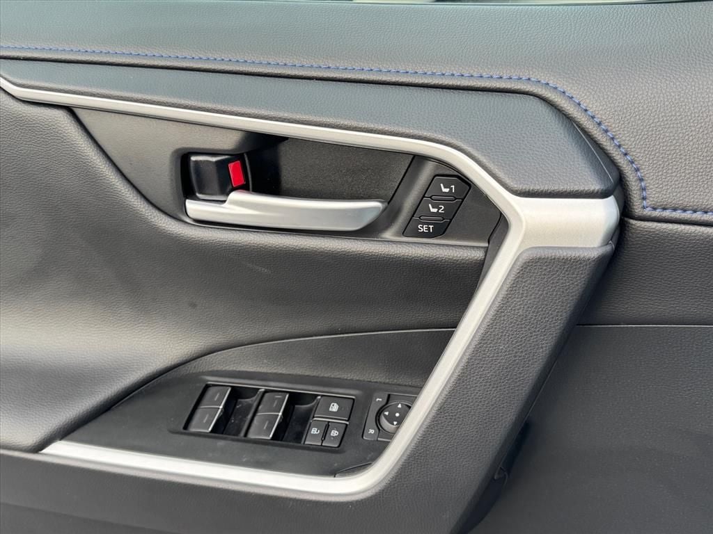 2025 Toyota RAV4 Hybrid XSE