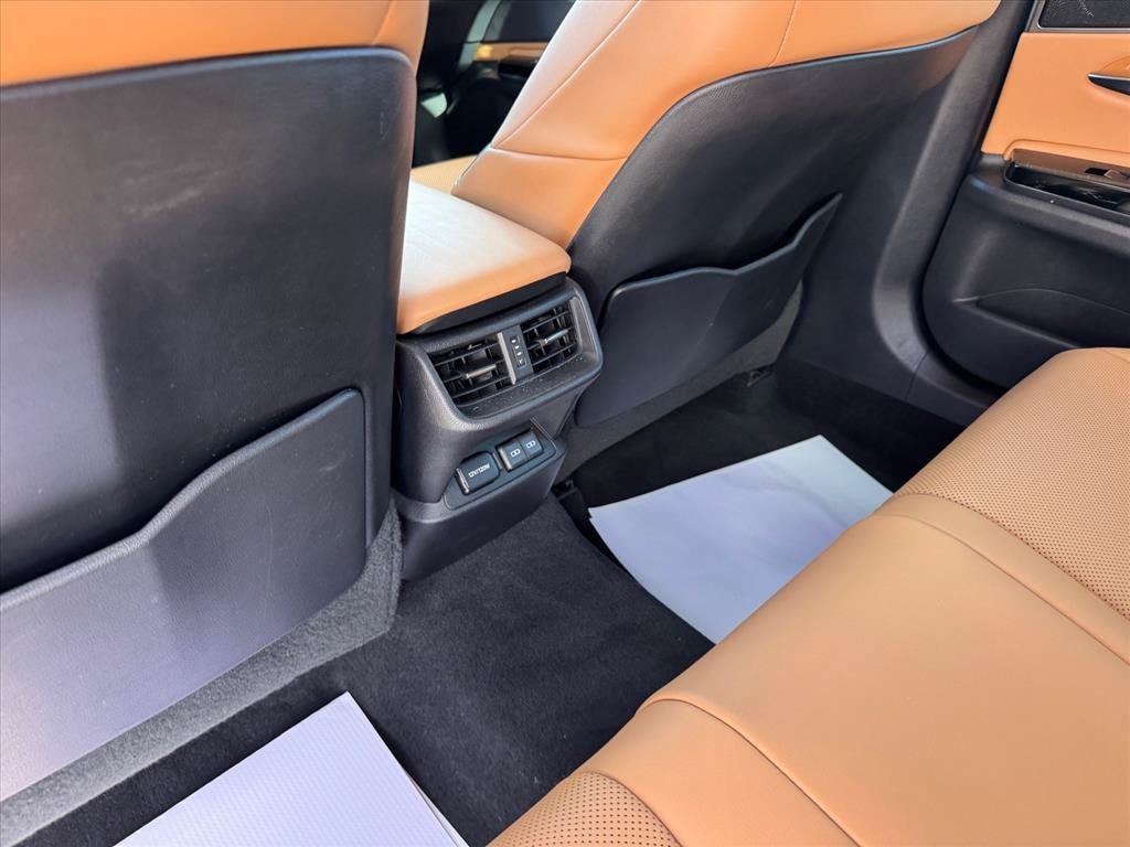2022 Lexus ES 300h