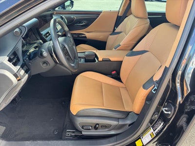 2022 Lexus ES 300h