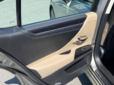 2021 Lexus ES 300h