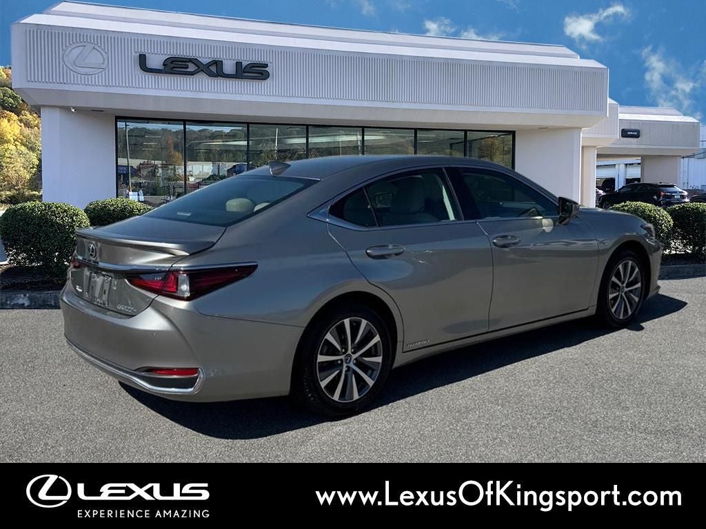 2021 Lexus ES 300h