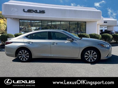 2021 Lexus ES 300h