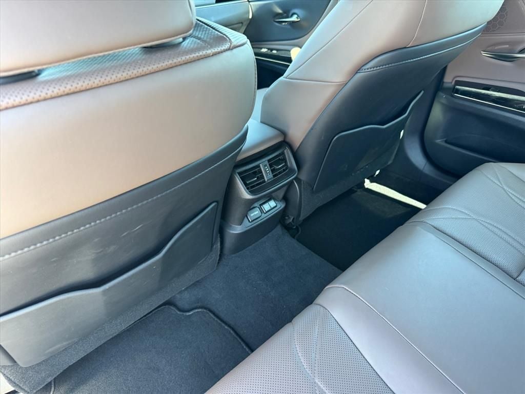 2024 Lexus ES 350 Luxury