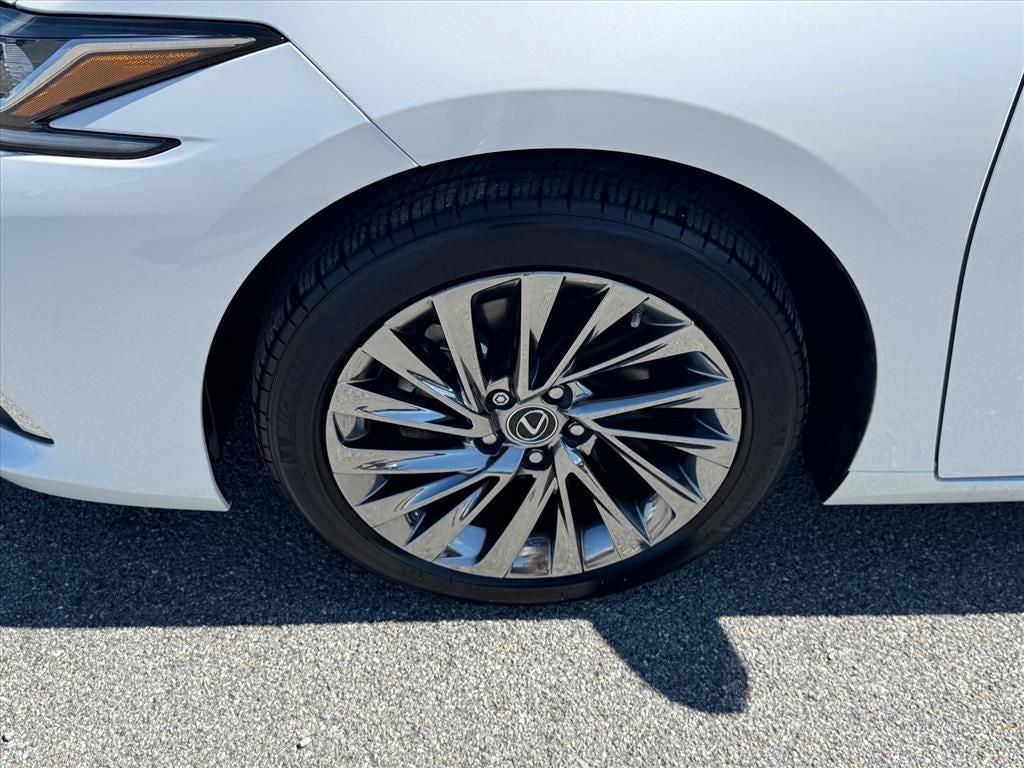 2024 Lexus ES 350 Luxury