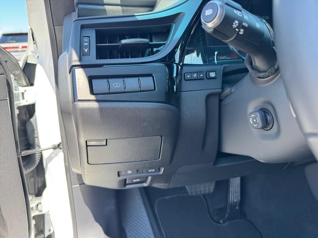2024 Lexus ES 350 Luxury