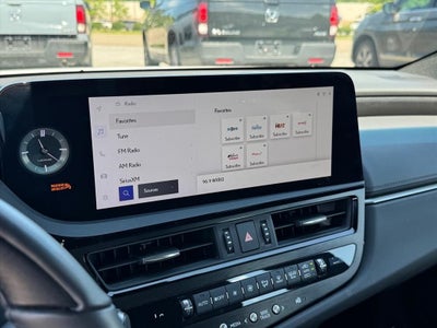 2024 Lexus ES 350 Luxury