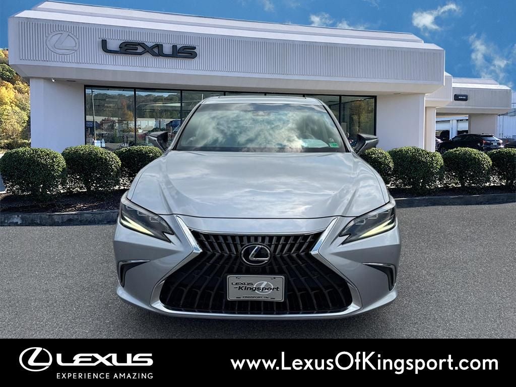 2024 Lexus ES 300h Ultra Luxury