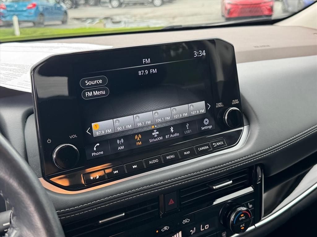 2023 Nissan Rogue SL