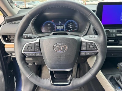 2024 Toyota Grand Highlander Base