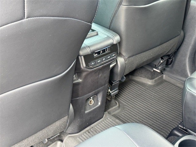 2024 Toyota Grand Highlander Hybrid Base