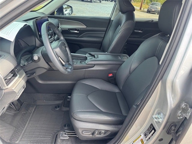 2024 Toyota Grand Highlander Hybrid Base