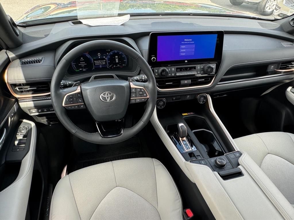 2026 Toyota Grand Highlander Hybrid MAX Platinum