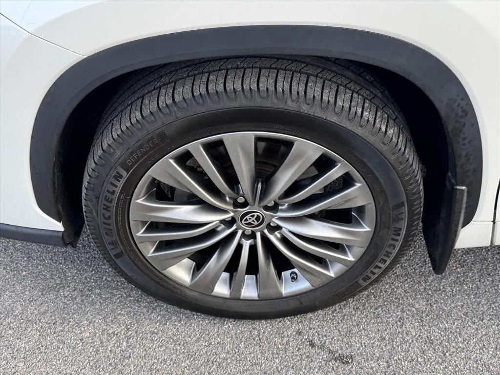 2021 Toyota Highlander Platinum