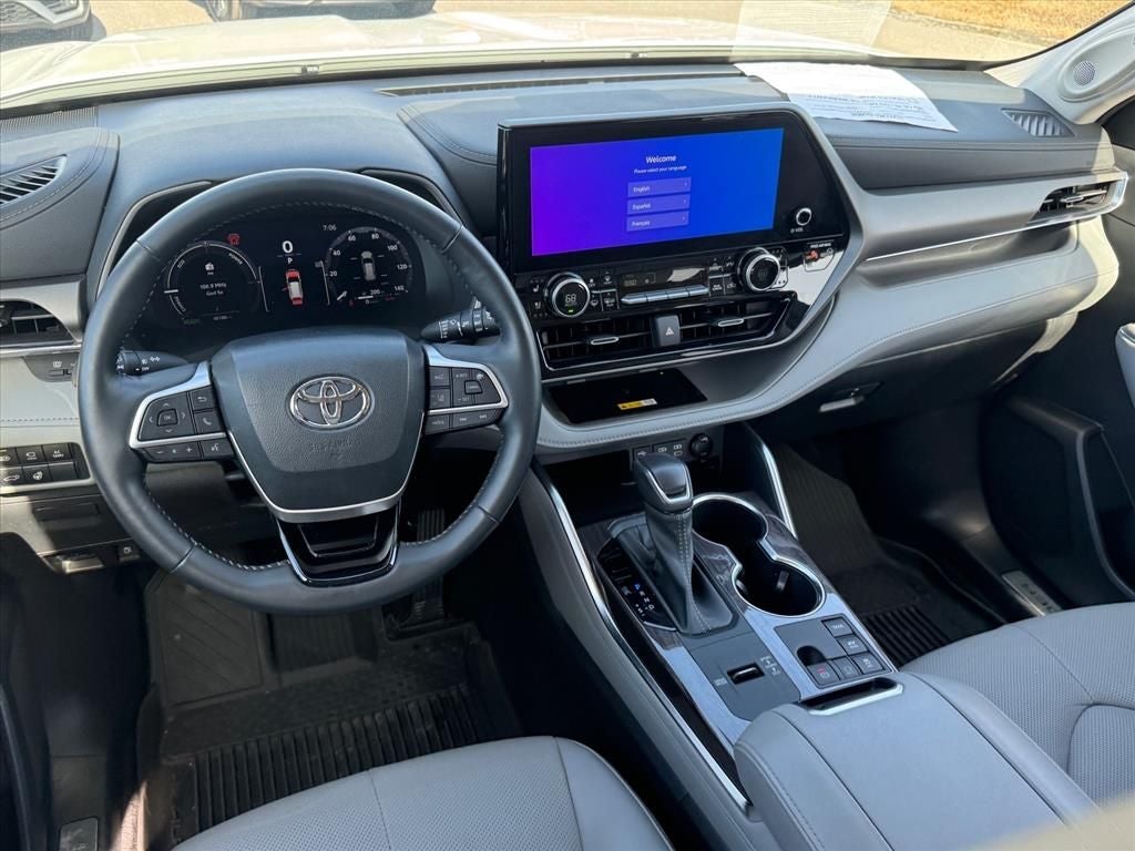 2023 Toyota Highlander Hybrid Limited