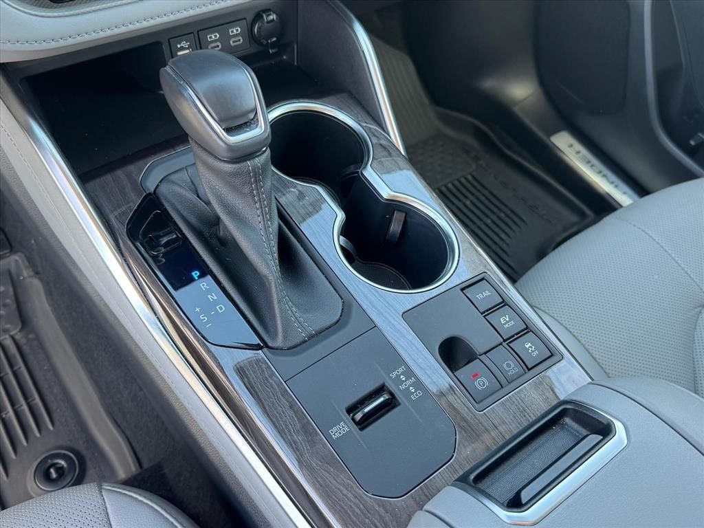 2023 Toyota Highlander Hybrid Limited