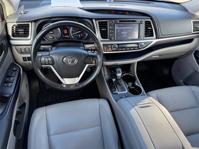 2017 Toyota Highlander Limited