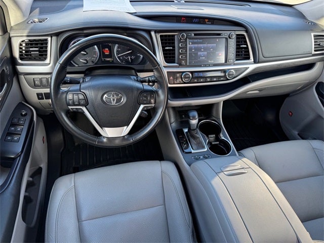 2017 Toyota Highlander Limited