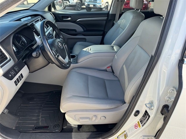 2017 Toyota Highlander Limited