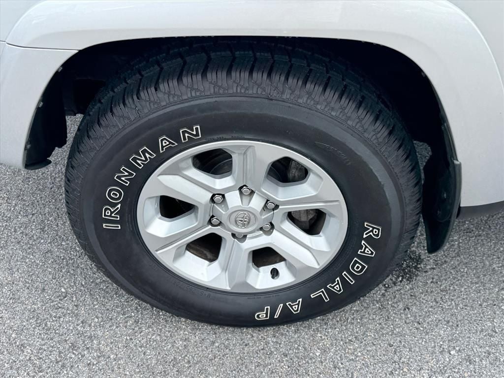 2023 Toyota 4Runner SR5