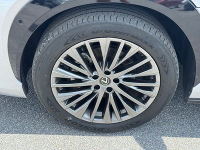 2023 Lexus RZ 450e Luxury