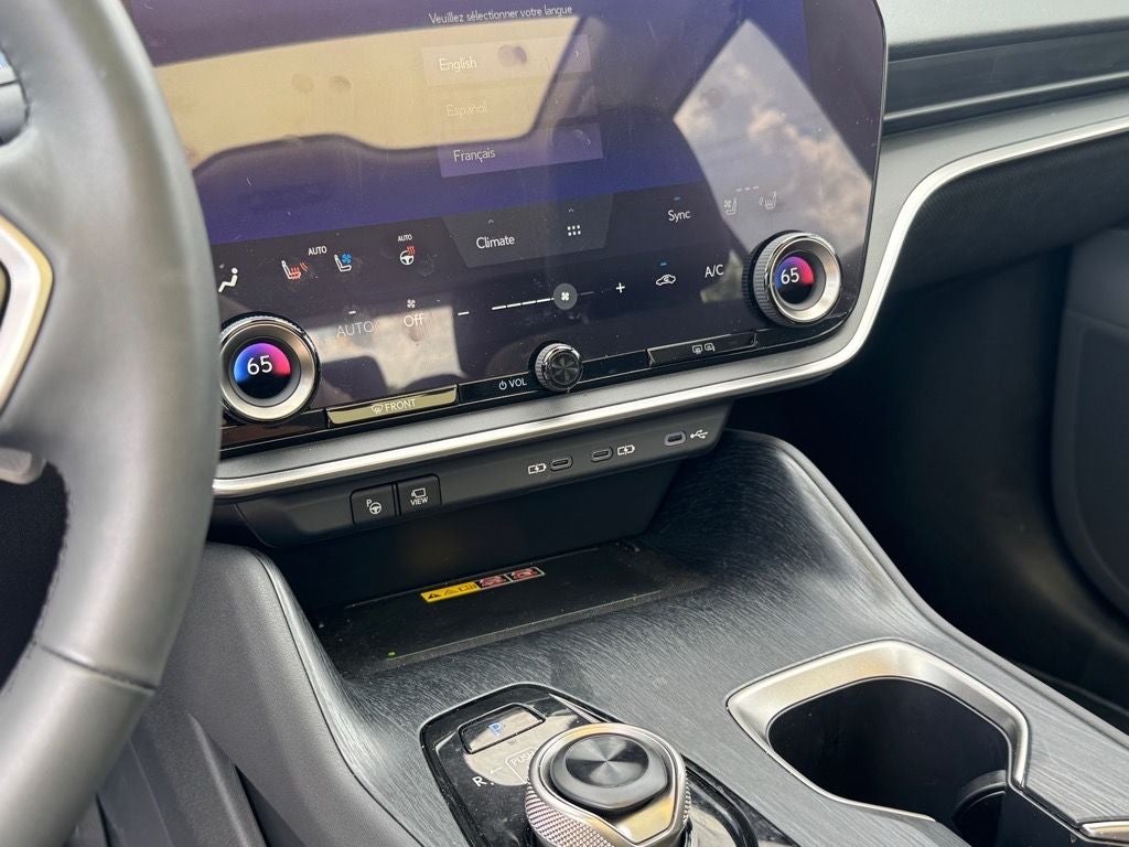 2023 Lexus RZ 450e Luxury