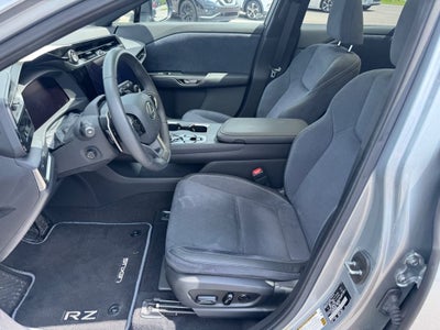 2023 Lexus RZ 450e Luxury