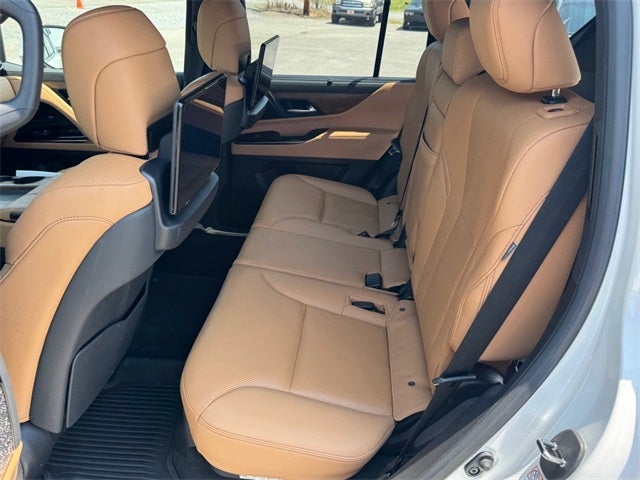 2023 Lexus LX 600 Luxury