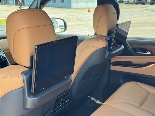 2023 Lexus LX 600 Luxury