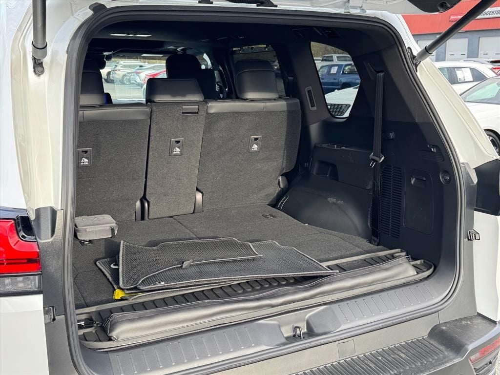 2024 Lexus LX 600 Luxury