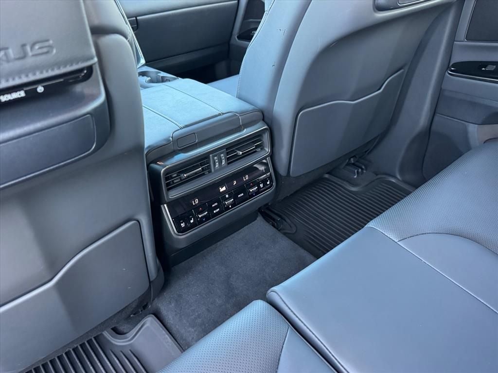 2023 Lexus LX 600 Luxury