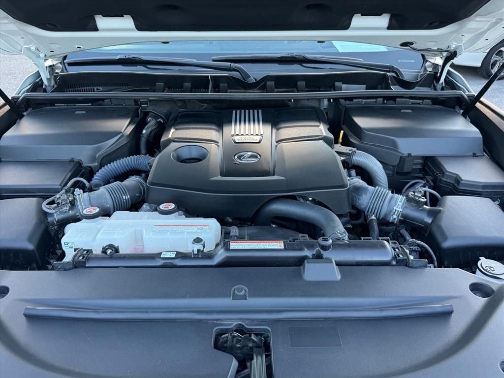 2023 Lexus LX 600 Luxury