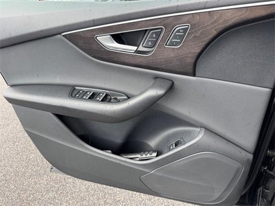 2021 Audi Q8 55 Premium quattro