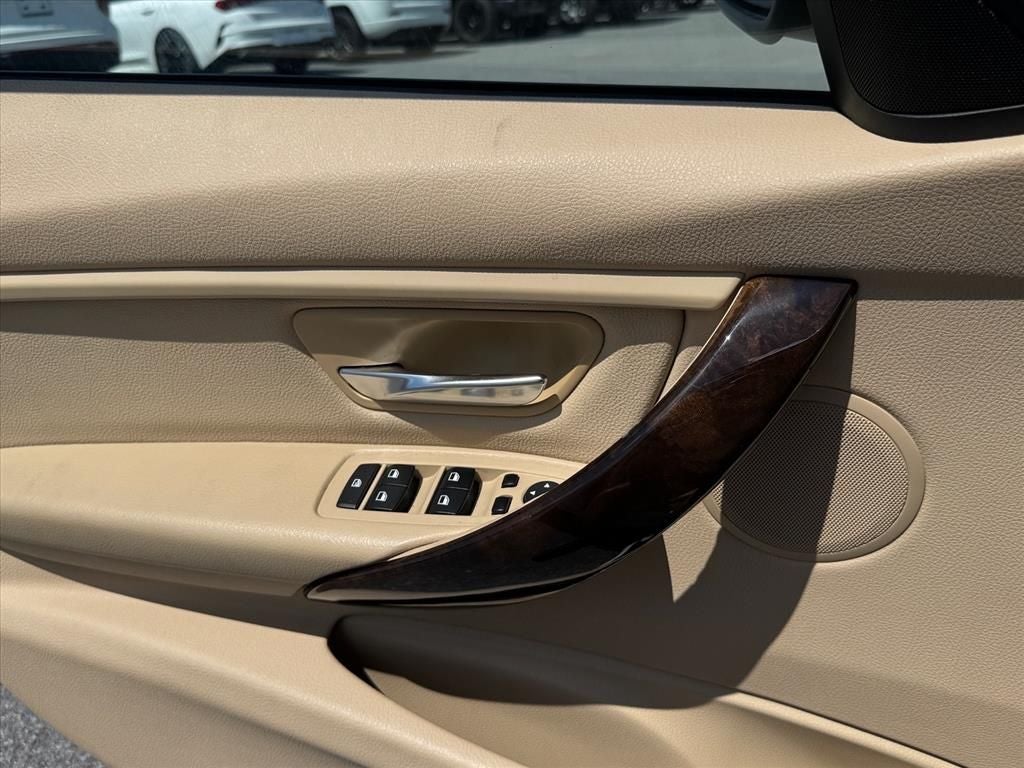 2015 BMW 3 Series 320i