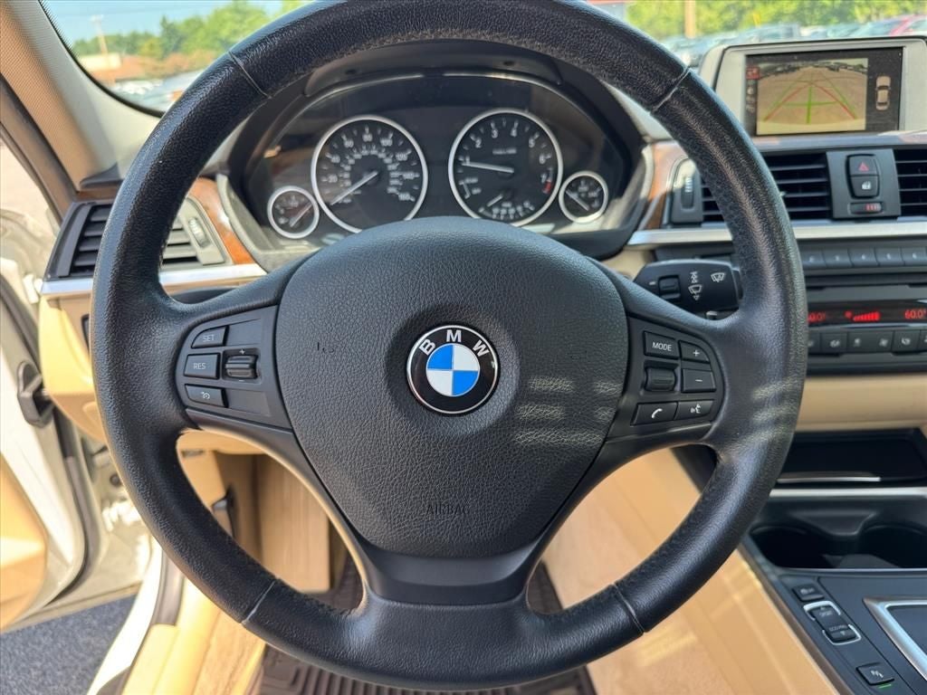 2015 BMW 3 Series 320i