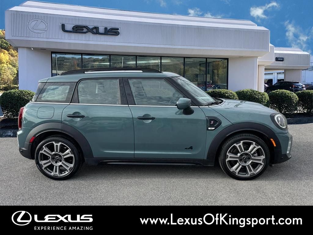 2023 MINI Cooper S Countryman Iconic
