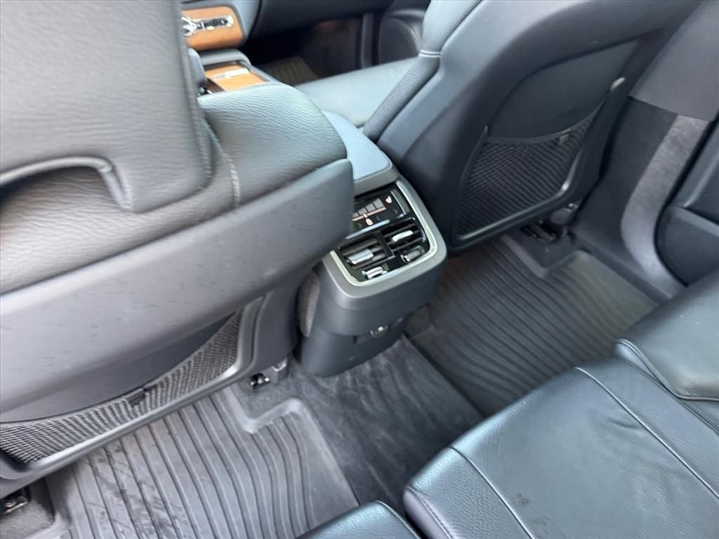 2023 Volvo XC90 B6 Plus 7-Seater