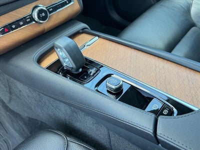 2023 Volvo XC90 B6 Plus 7-Seater