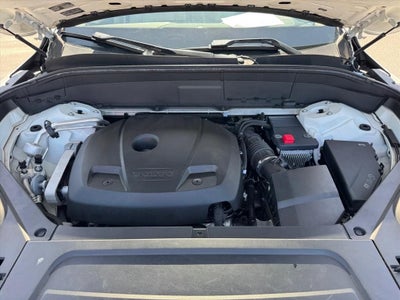 2018 Volvo XC90 T6 Momentum