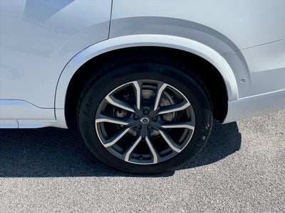 2018 Volvo XC90 T6 Momentum