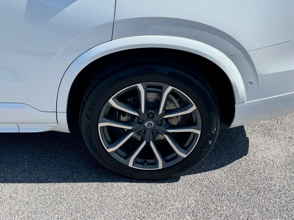 2018 Volvo XC90 T6 Momentum