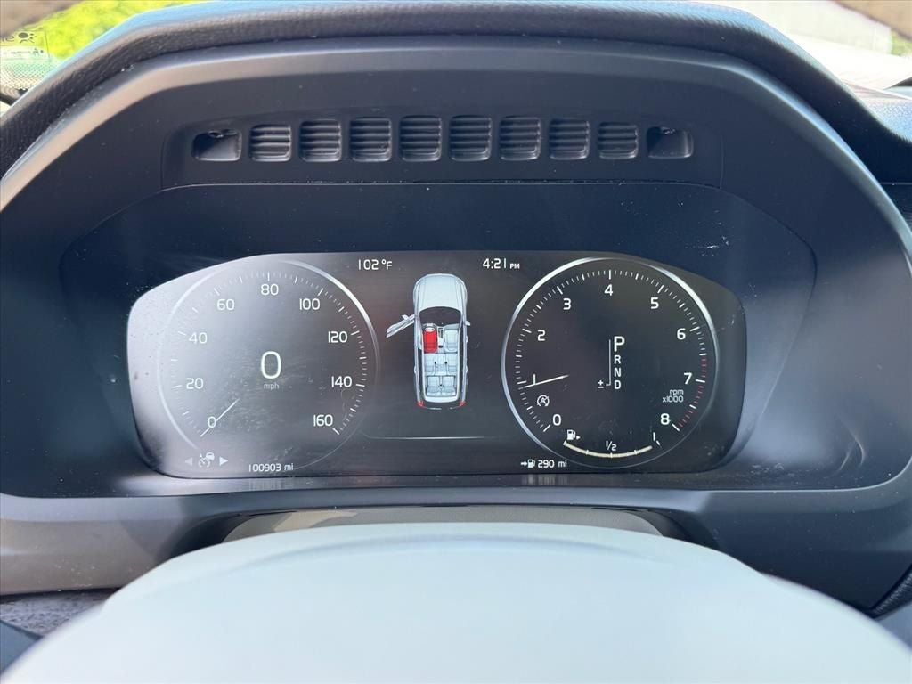 2018 Volvo XC90 T6 Momentum