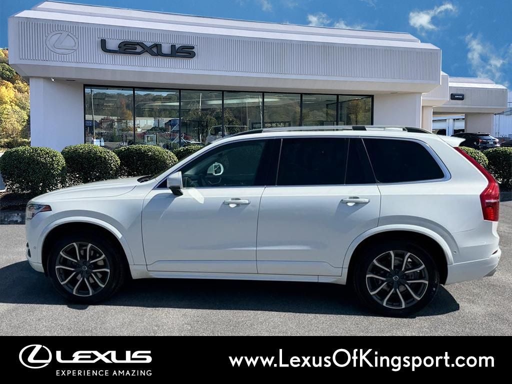 2018 Volvo XC90 T6 Momentum