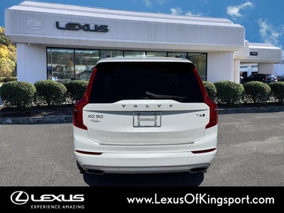 2018 Volvo XC90 T6 Momentum